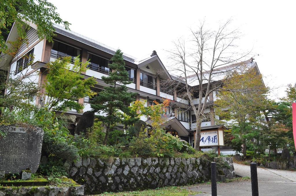 Kiyotsukan Hotel Tōkamachi Exterior foto