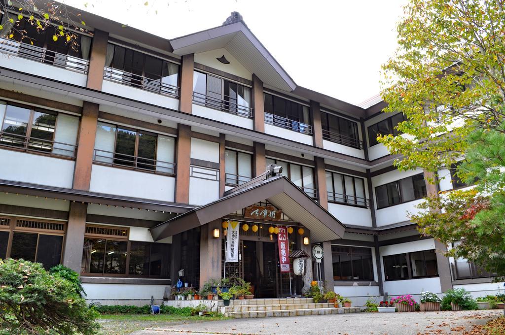 Kiyotsukan Hotel Tōkamachi Exterior foto